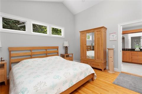 150 Applegate Rd, Cranston, RI 02920 photo 23