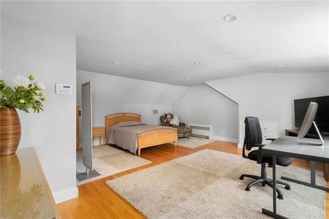 150 Applegate Rd, Cranston, RI 02920 photo 31
