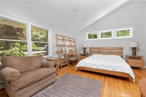 150 Applegate Rd, Cranston, RI 02920 photo 20