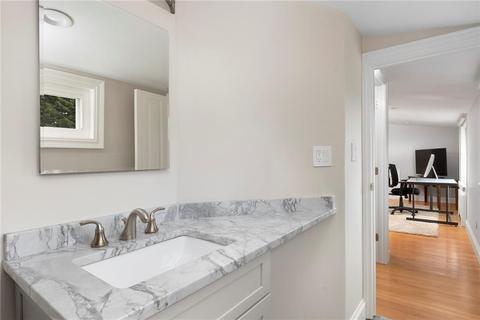 150 Applegate Rd, Cranston, RI 02920 photo 36