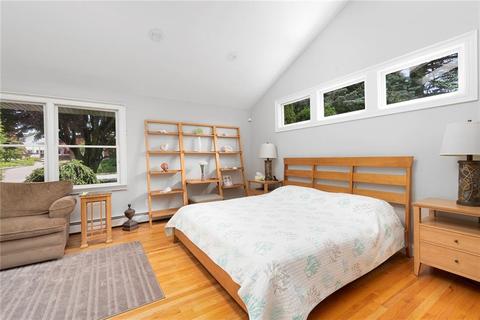 150 Applegate Rd, Cranston, RI 02920 photo 22
