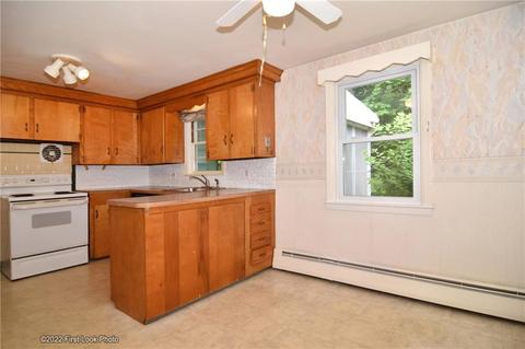 93 Crane St, Warwick, RI 02889 photo 14