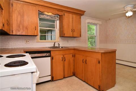93 Crane St, Warwick, RI 02889 photo 10