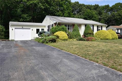 93 Crane St, Warwick, RI 02889 photo 2
