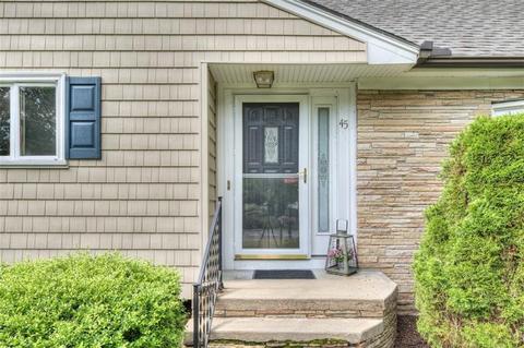 45 Ray St, Coventry, RI 02816 photo 3