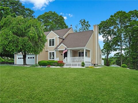 24 Links Psge, Westerly, RI 02891 photo 1
