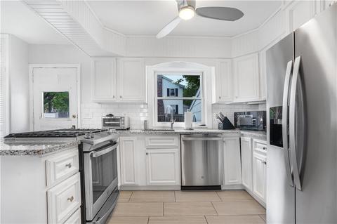 1577 Highland Ave, Fall River, MA 02720 photo 6
