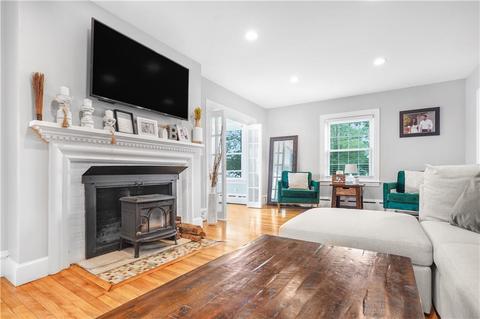 1577 Highland Ave, Fall River, MA 02720 photo 11