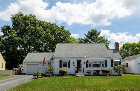61 Knowles Dr, Warwick, RI 02888 photo 1