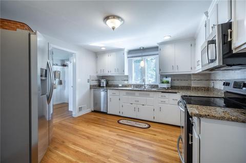 61 Knowles Dr, Warwick, RI 02888 photo 12