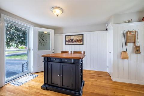 61 Knowles Dr, Warwick, RI 02888 photo 8