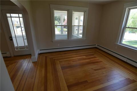 84 Warwick St, Woonsocket, RI 02895 photo 6