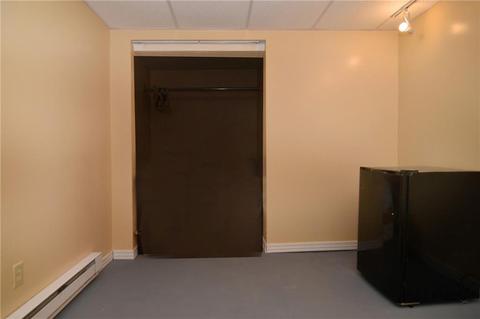 39 Brinton Ave, Warwick, RI 02889 photo 32