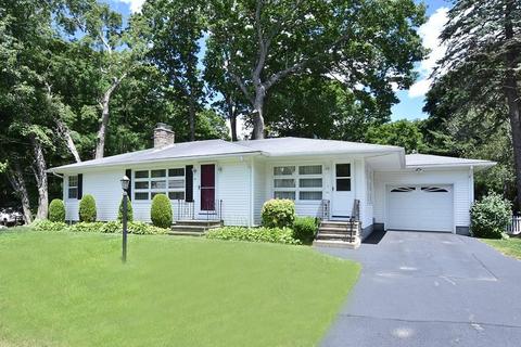 47 Tomahawk Trl, Cranston, RI 02921 photo 2