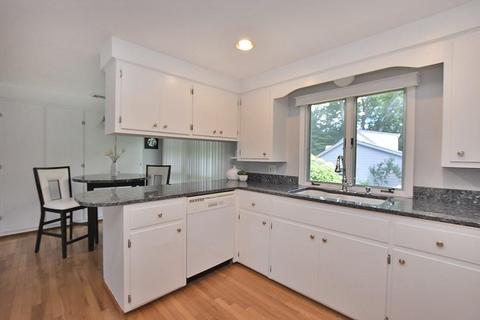 47 Tomahawk Trl, Cranston, RI 02921 photo 6