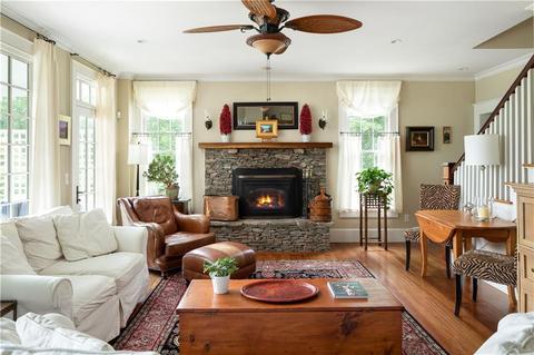 150 Berkeley Ave, Middletown, RI 02842 photo 23