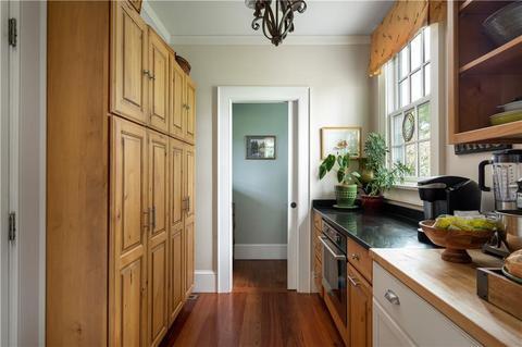 150 Berkeley Ave, Middletown, RI 02842 photo 16