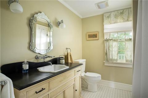 150 Berkeley Ave, Middletown, RI 02842 photo 30