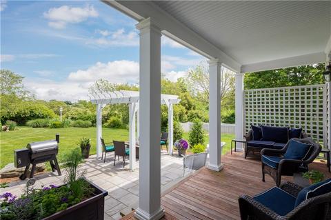 150 Berkeley Ave, Middletown, RI 02842 photo 7