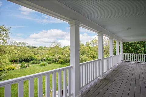 150 Berkeley Ave, Middletown, RI 02842 photo 5