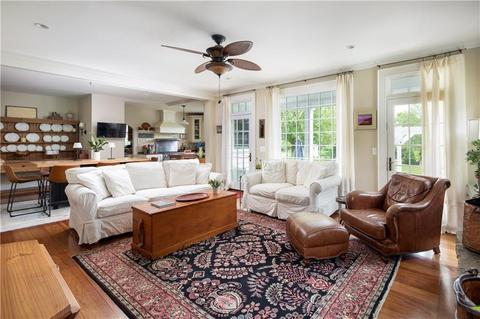 150 Berkeley Ave, Middletown, RI 02842 photo 25