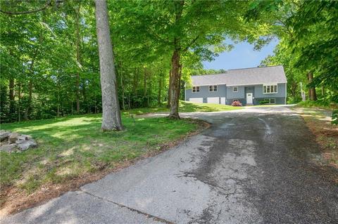 124 Eagle Peak Rd, Pascoag, RI 02859 photo 5