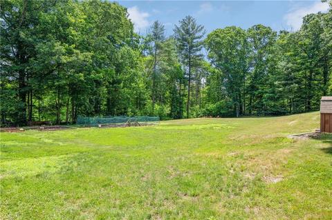 124 Eagle Peak Rd, Pascoag, RI 02859 photo 9