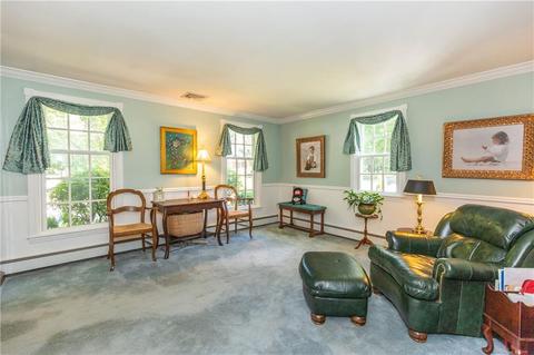 65 Thunder Trl, Cranston, RI 02921 photo 7