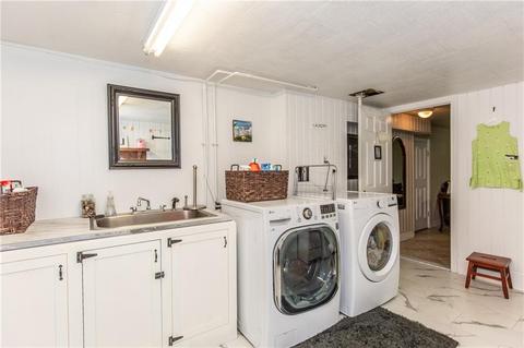 65 Thunder Trl, Cranston, RI 02921 photo 32