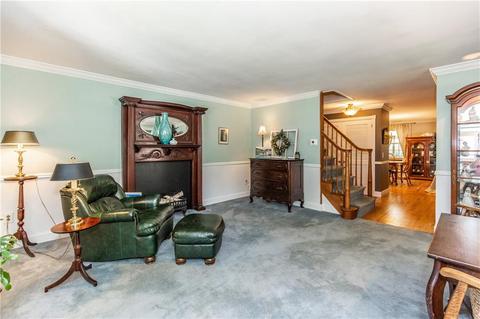65 Thunder Trl, Cranston, RI 02921 photo 8