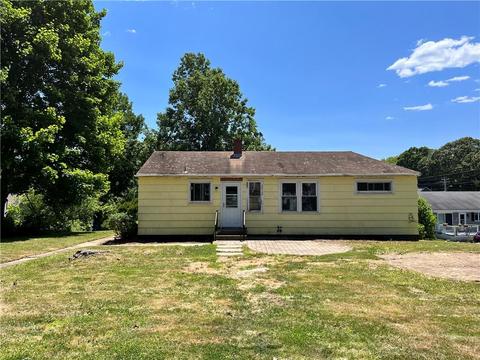 4 E Stuart St, Westerly, RI 02891 photo 3