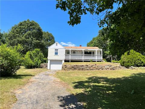4 E Stuart St, Westerly, RI 02891 photo 2