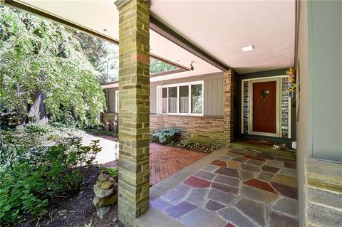18 Little Ln, Warwick, RI 02886 photo 4