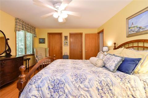 18 Little Ln, Warwick, RI 02886 photo 16