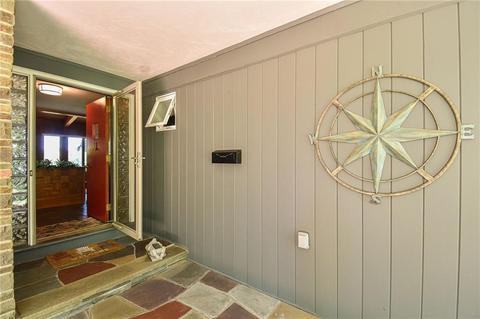 18 Little Ln, Warwick, RI 02886 photo 5