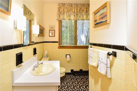 18 Little Ln, Warwick, RI 02886 photo 23