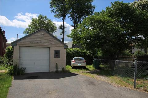 344 2nd Ave, Woonsocket, RI 02895 photo 5
