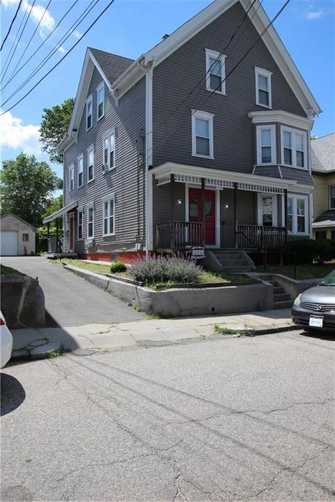 344 2nd Ave, Woonsocket, RI 02895 photo 2