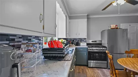 36 Oak St, Westerly, RI 02891 photo 5