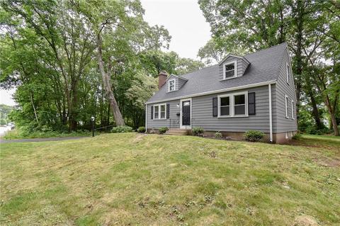 50 Loring Rd, Warwick, RI 02889 photo 2