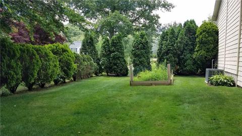 110 Thunder Trl, Cranston, RI 02921 photo 6