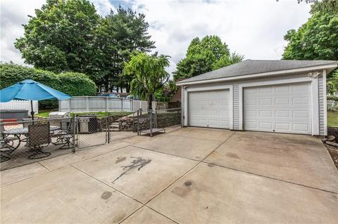 164 Rivulet St, Woonsocket, RI 02895 photo 50