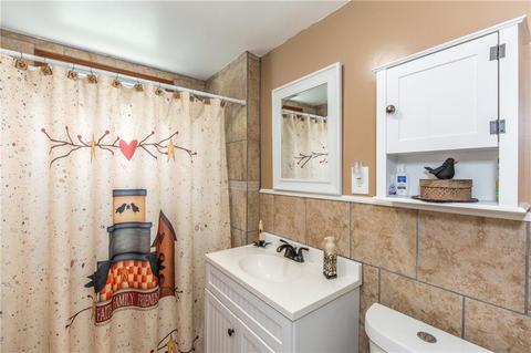 164 Rivulet St, Woonsocket, RI 02895 photo 34