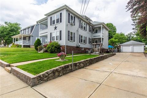 164 Rivulet St, Woonsocket, RI 02895 photo 5
