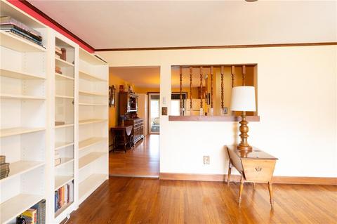 116 Poplar St, Woonsocket, RI 02895 photo 7