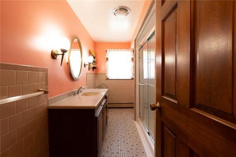 116 Poplar St, Woonsocket, RI 02895 photo 26