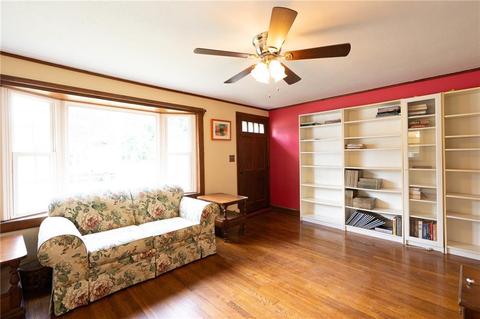 116 Poplar St, Woonsocket, RI 02895 photo 8
