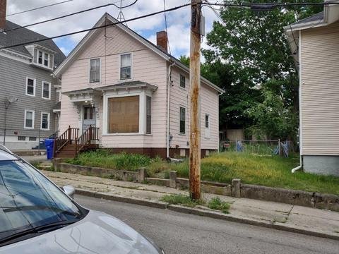 116 Sumner St, Central Falls, RI 02863 photo 1