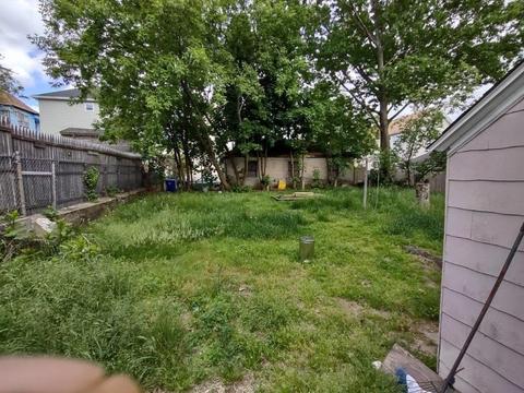 116 Sumner St, Central Falls, RI 02863 photo 3