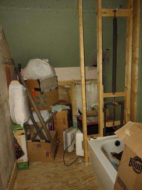 116 Sumner St, Central Falls, RI 02863 photo 12